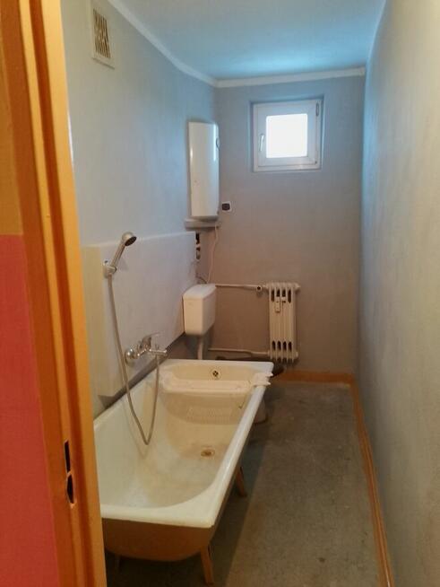 Sprzedam mieszkanie z garażem i ogródkiem. Super lokacja.