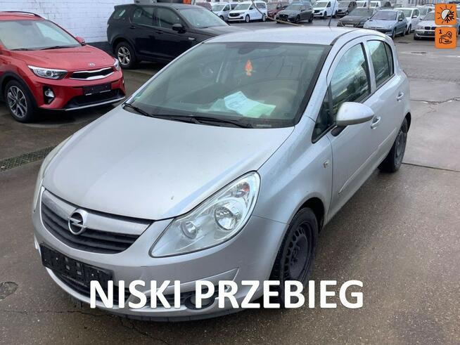 Opel Corsa 1,2b. 5d, benz, klimatyzacja , rozrząd bezobsł,opony wielosez, Isofix