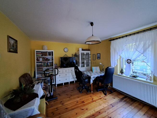 Dom wolnostojący Nowy Dwór k/Jelcza przy lesie.