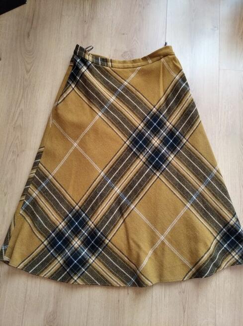 Spódnica w kratę