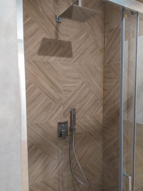 Kompleksowe wykończenia wnętrz, łazienki, remonty.