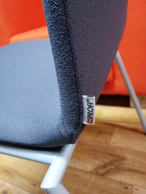 Krzesło konferencyjne PROFIM SENSI K4H szare krzesła fotele