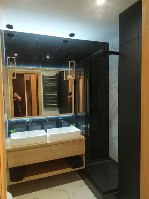 Kompleksowe wykończenia wnętrz, łazienki, remonty.