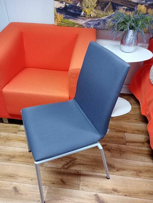 Krzesło konferencyjne PROFIM SENSI K4H szare krzesła fotele