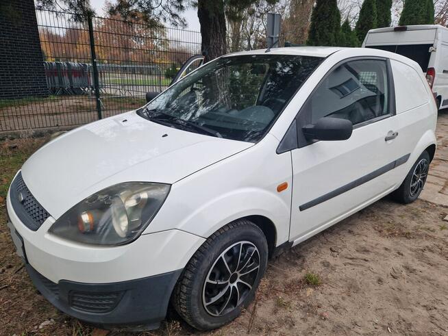 Ford Fiesta Van Lift 1,3 benzyna 2006 - możliwa zamiana