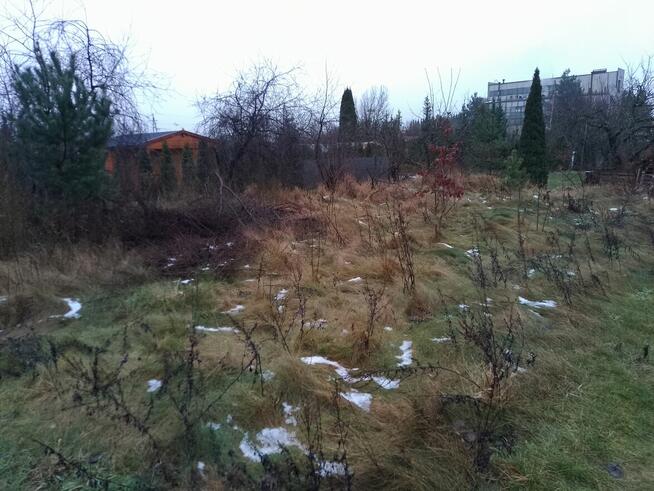 Sprzedam mieszkanie z garażem i ogródkiem. Super lokacja.