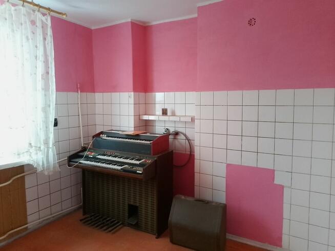 Sprzedam mieszkanie z garażem i ogródkiem. Super lokacja.