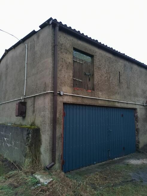 Sprzedam mieszkanie z garażem i ogródkiem. Super lokacja.