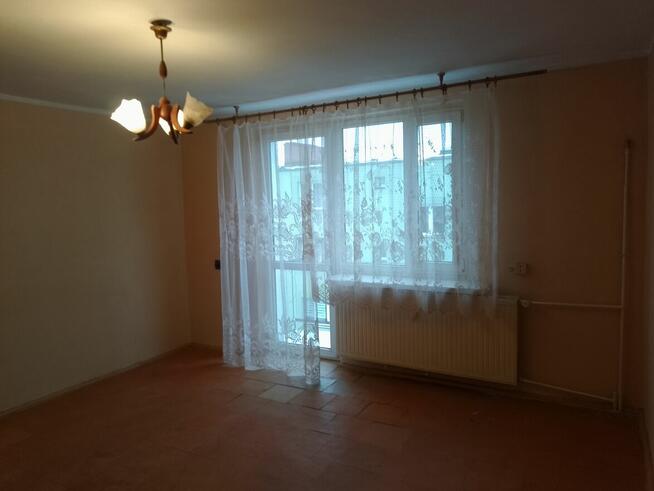 Sprzedam mieszkanie z garażem i ogródkiem. Super lokacja.