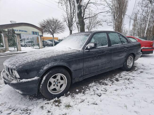 Czarne BMW 520 e34 2,0b 1990 możliwa zamiana