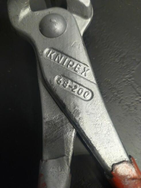 Szczypce tnące czołowe 6801 dł.200mm KNIPEX
