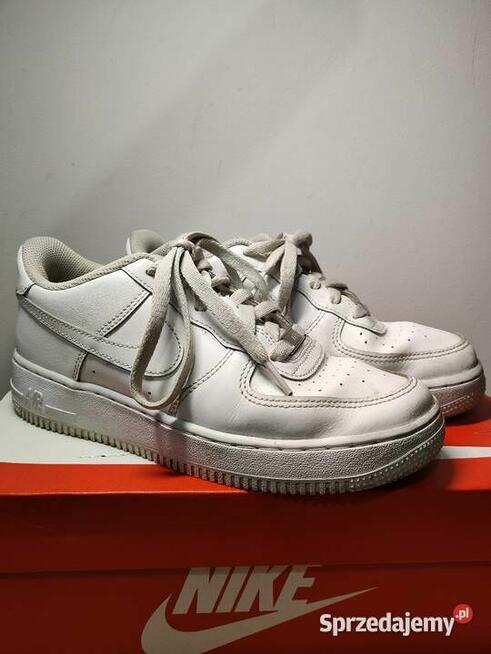 Buty sneakersy Nike Air Force 1 rozmiar 39 damskie używane