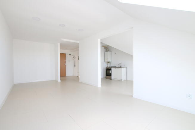 Rewelacyjna lokalizacja , wszystko "pod ręką"