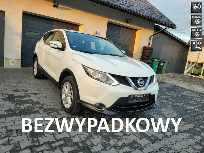 Nissan Qashqai 100% bezwypadkowy*100% oryginalny lakier*opłacony*niski przebieg