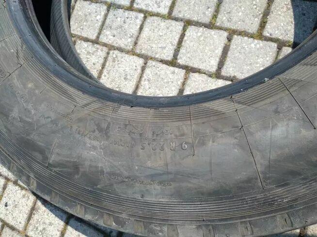 sprzedam opony 2 sztuki prowadzące continetal 9r 22.5 133/31