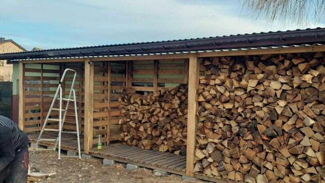 Gotowe drewno kominkowe i opałowe – darmowy transport od 2 m