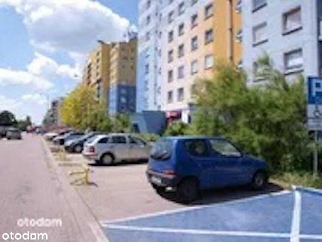 Ul. Poleska lokal handlowo-usługowy, pow. 40,29 m2