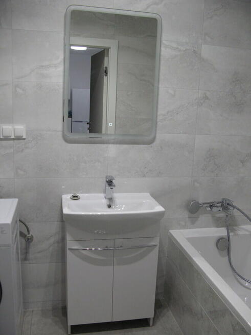 Wynajmę nowe mieszkanie 3 pokojowe na ul. Hemara 9