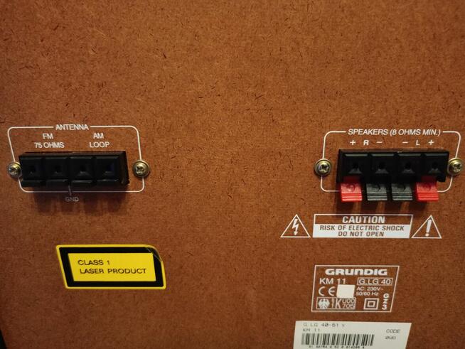 Wieża GRUNDIG KM11 Kolumny MBX68 pilot. 90 lata