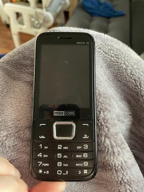 Telefon komorkowy