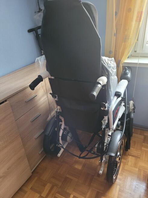Wozek elektryczny