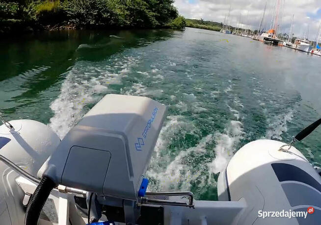 Silnik zaburtowy elektryczny ePropulsion NAVY 3.0