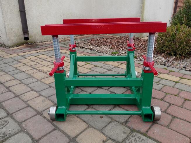 Wózki do rozjeżdżania rozpoławiania ciągników rolniczych