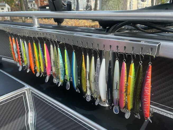 Stojak na wędki do łódki