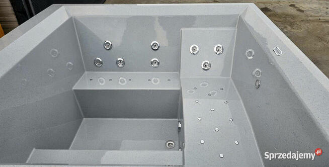 JACUZZI OGRODOWE MODERN 5-6 OSOBOWE Całoroczne, podgrzewa 3k