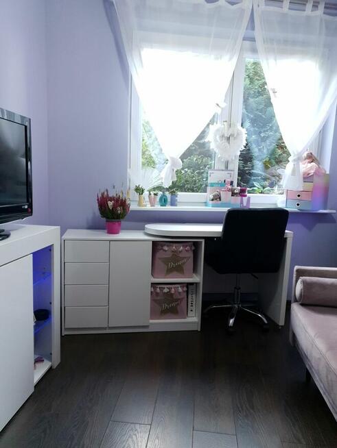 2 pokoje 50m2 /duży ogródek43m2 / piwnica / 2 miejsca w hali