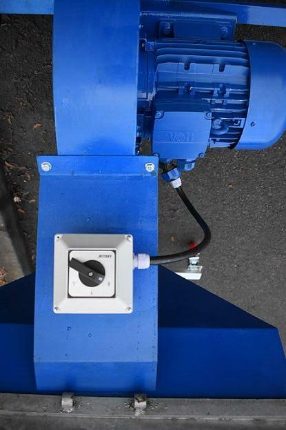 Dozownik zbrojenia rozproszonego - pneumatyczny