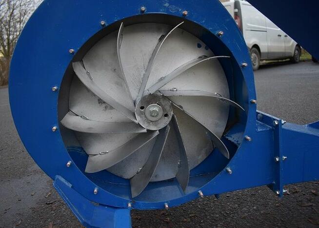 Dozownik zbrojenia rozproszonego - pneumatyczny