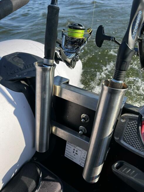 Stojak na wędki do łódki