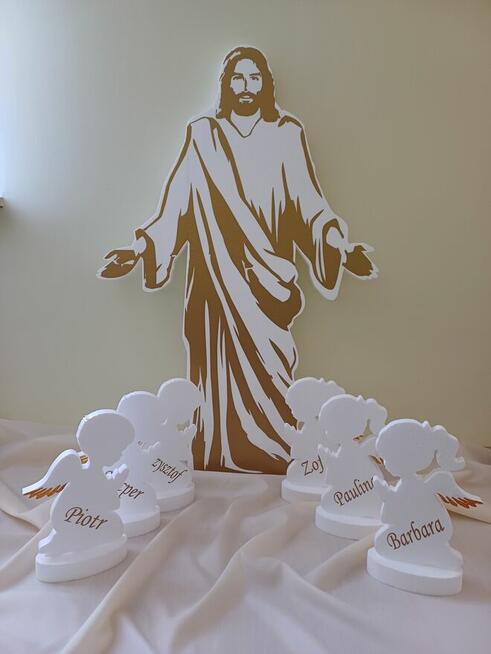 Aniołek klęczacy z imieniem dekoracja Pierwsza Komunia