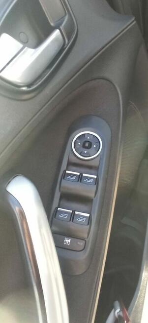 Sprzedam S-nax 2.0 tdci