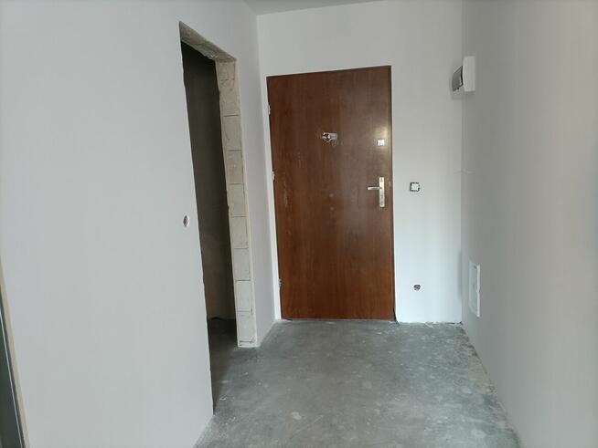 2 pokojowe 49,7 m2 + ogróodek + miejsce postojowe