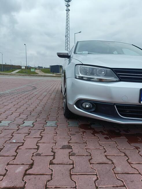 Sprzedam Volkswagen Jetta 2011