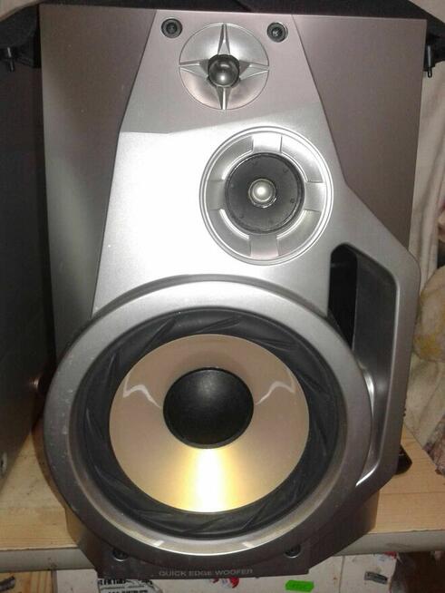 Wieża SONY z głośnikami i pilotem cały komplet stan idealny