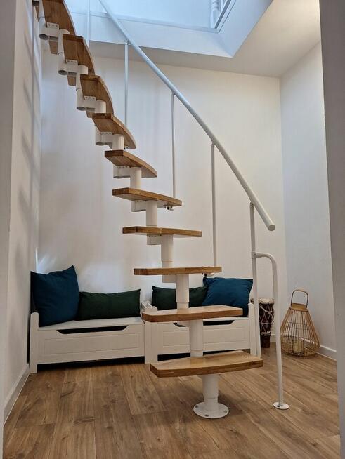 Dwupoziomowe z balkonem, kominek, klimatyzacja