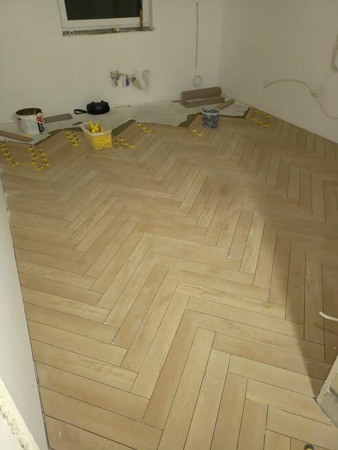 Remonty Łazienek , Wykończenia wnętrz , Układanie Płytek