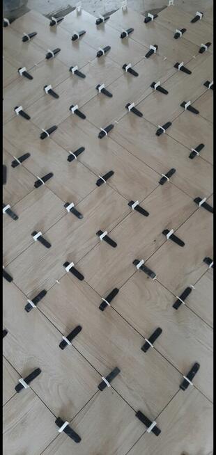 Remonty Łazienek , Wykończenia wnętrz , Układanie Płytek