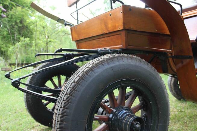 Na sprzedaż bryczka po remoncie. Cena: 9900 zł.