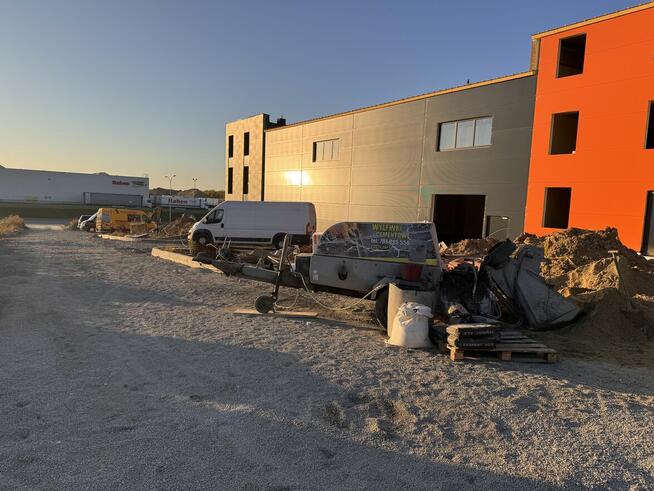 Wylewki maszynowe, posadzki, styrobeton