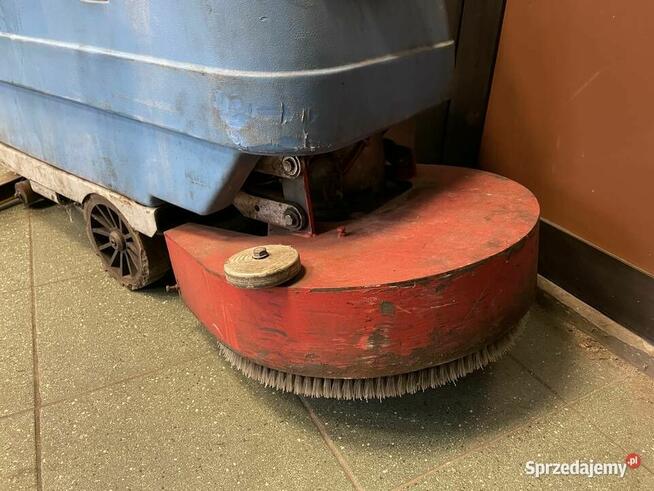 Szorowarka maszyna sprzątająca Maxima 450BT