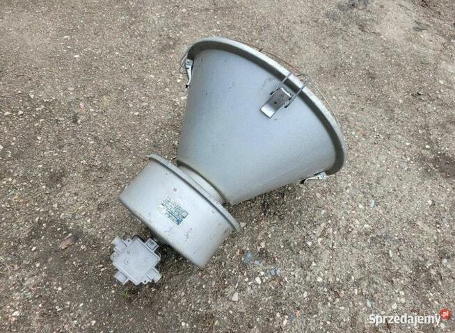 Lampy przemysłowe retro