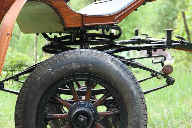 Na sprzedaż bryczka po remoncie. Cena: 9900 zł.