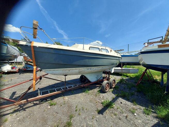 Jacht żaglowy 6 metrowy