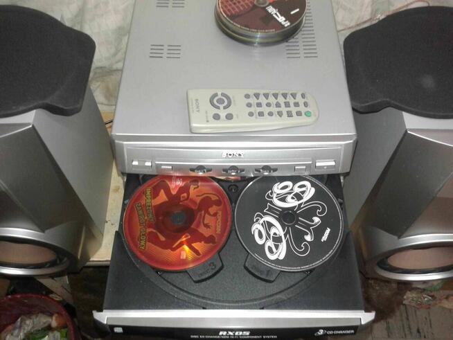 Wieża SONY z głośnikami i pilotem cały komplet stan idealny