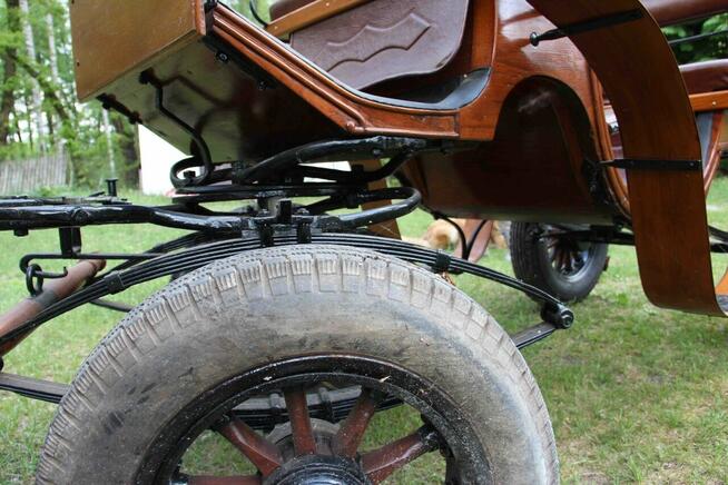 Na sprzedaż bryczka po remoncie. Cena: 9900 zł.