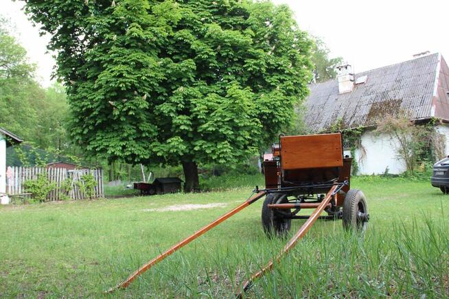 Na sprzedaż bryczka po remoncie. Cena: 9900 zł.